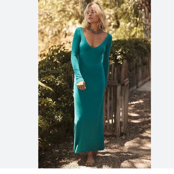 Elegant Green Long Sleeve Dress - Picture 4 of 4